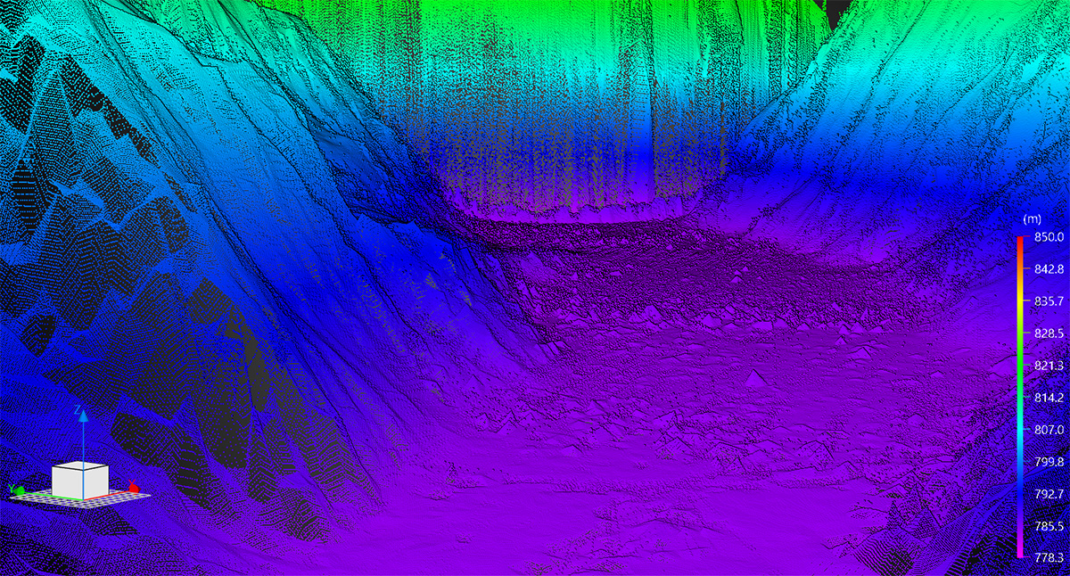 マルビームソナー　深浅測量写真